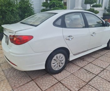 Hyundai Avante 2012 - Bán Hyundai Avante 1.6MT năm sản xuất 2012, màu trắng
