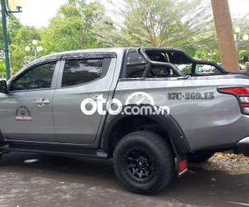 Mitsubishi Triton 2015 - Bán Mitsubishi Triton sản xuất 2015, màu xám, xe nhập số sàn, 415 triệu