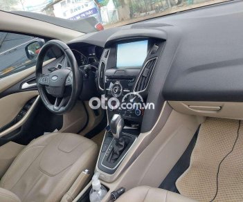 Ford Focus 2016 - Xe Ford Focus 1.5L Ecoboost Titanium  năm 2016, màu nâu, giá chỉ 535 triệu