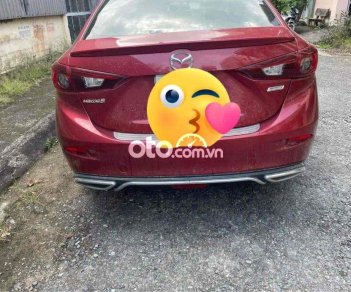 Mazda 3 2018 - Bán xe Mazda 3 1.5L năm 2018, màu đỏ, giá chỉ 555 triệu