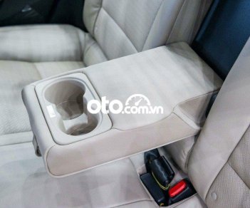 Hyundai Elantra 2022 - Bán Hyundai Elantra 1.6AT sản xuất năm 2022, màu trắng