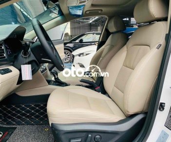 Hyundai Elantra 2021 - Bán Hyundai Elantra 2.0 AT sản xuất năm 2021, màu trắng