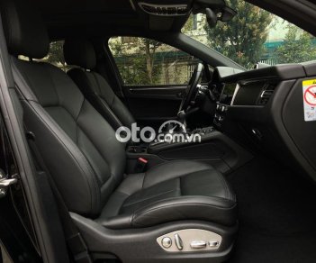 Porsche Macan 2019 - Cần bán gấp Porsche Macan 2.0AT sản xuất năm 2019, màu đen, xe nhập