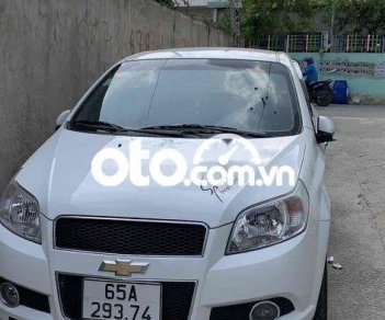 Chevrolet Aveo 2017 - Bán Chevrolet AveoLT năm 2017, màu trắng