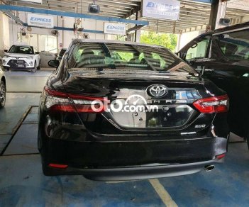 Toyota Camry 2022 - Cần bán xe Toyota Camry 2.5Q năm sản xuất 2022, màu đen, nhập khẩu Thái Lan