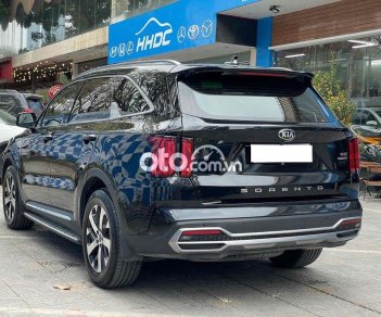 Kia Sorento 2021 - Cần bán Kia Sorento Luxury Diesel năm 2021, màu đen