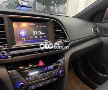 Hyundai Elantra 2018 - Xe Hyundai Elantra 1.6AT năm sản xuất 2018, màu đỏ