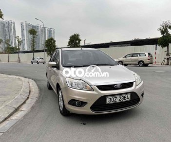 Ford Focus 2010 - Cần bán Ford Focus năm 2010, màu bạc, giá chỉ 230 triệu