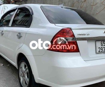 Chevrolet Aveo 2017 - Bán Chevrolet AveoLT năm 2017, màu trắng