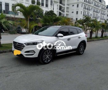 Hyundai Tucson 2016 - Cần bán gấp Hyundai Tucson 2.0 ATH sản xuất 2016, màu trắng, xe nhập, giá tốt