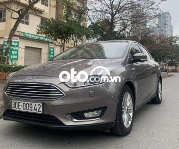 Ford Focus 2016 - Xe Ford Focus 1.5L Ecoboost Titanium  năm 2016, màu nâu, giá chỉ 535 triệu