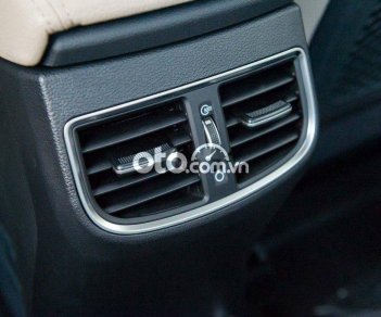 Hyundai Elantra 2022 - Bán Hyundai Elantra 1.6AT sản xuất năm 2022, màu trắng