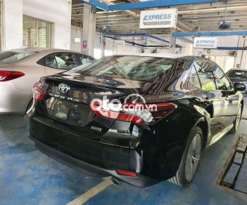 Toyota Camry 2022 - Cần bán xe Toyota Camry 2.5Q năm sản xuất 2022, màu đen, nhập khẩu Thái Lan