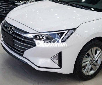 Hyundai Elantra 2022 - Bán Hyundai Elantra 1.6AT sản xuất năm 2022, màu trắng