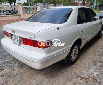 Toyota Camry 2001 - Bán ô tô Toyota Camry năm sản xuất 2001, màu trắng giá cạnh tranh