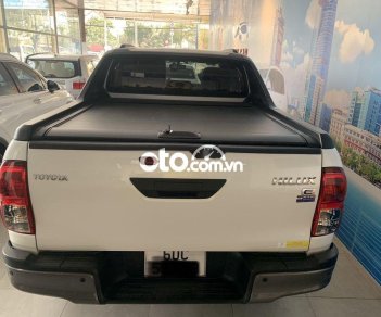 Toyota Hilux 2021 - Bán Toyota Hilux 2.4E năm 2021, màu trắng, nhập khẩu nguyên chiếc còn mới