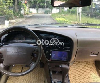 Toyota Camry 1996 - Bán Toyota Camry năm sản xuất 1996, màu bạc, nhập khẩu nguyên chiếc