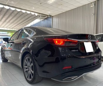 Mazda 6 2019 - Cần bán lại xe Mazda 6 2.0L Luxury năm 2019, màu đen