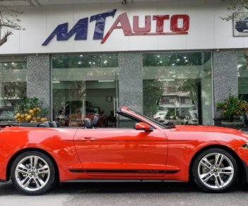 Ford Mustang 2021 - Màu đỏ, xe nhập