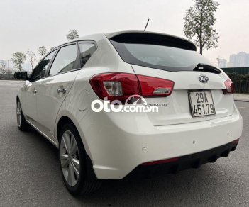 Kia Cerato 2011 - Cần bán Kia Cerato 1.6AT sản xuất năm 2011, màu trắng