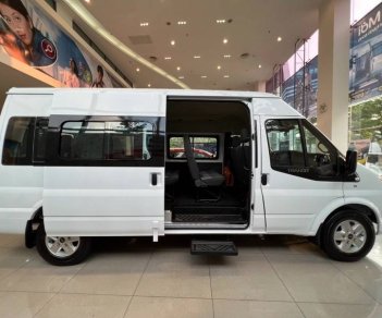 Ford Transit 2022 - Bán ô tô Ford Transit sản xuất năm 2022, màu trắng, nhập khẩu nguyên chiếc