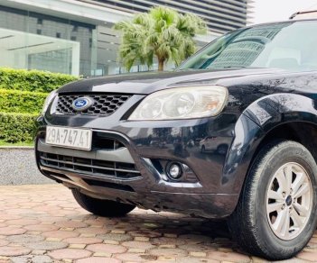 Ford Escape 2010 - Cần bán xe Ford Escape năm 2010, màu đen còn mới, giá chỉ 335 triệu