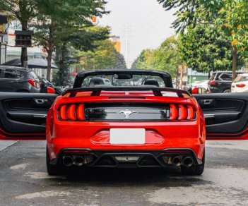 Ford Mustang 2021 - Màu đỏ, xe nhập