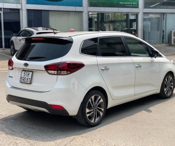 Kia Rondo 2018 - Cần bán gấp Kia Rondo sản xuất năm 2018, màu trắng, giá tốt