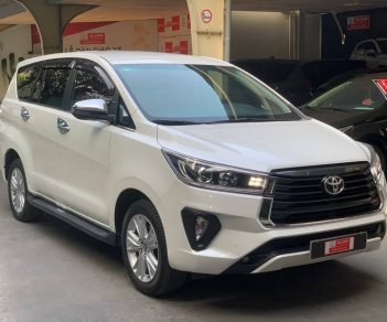 Toyota Innova 2020 - Bán Toyota Innova 2.0V sản xuất 2020, màu trắng