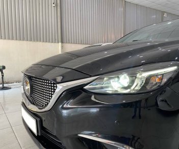 Mazda 6 2019 - Cần bán lại xe Mazda 6 2.0L Luxury năm 2019, màu đen