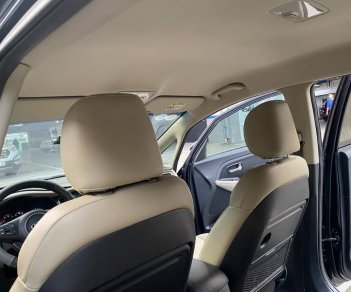 Kia Rondo 2020 - Cần bán gấp Kia Rondo 2.0G sản xuất năm 2020, màu đen