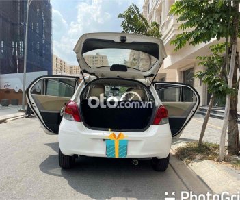 Toyota Yaris 2013 - Bán Toyota Yaris sản xuất năm 2013, màu trắng, xe nhập, 360tr