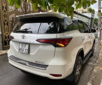 Toyota Fortuner 2018 - Cần bán Toyota Fortuner sản xuất năm 2018, màu trắng, xe nhập 