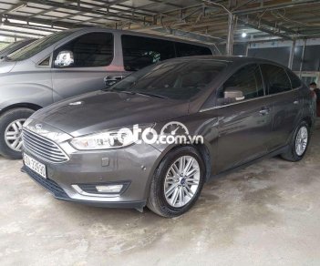 Ford Focus 2018 - Bán Ford Focus 1.5L Titanium năm 2018, màu xám