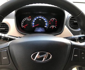 Hyundai Grand i10 2016 - Bán ô tô Hyundai Grand i10 sản xuất 2016, màu bạc, xe nhập