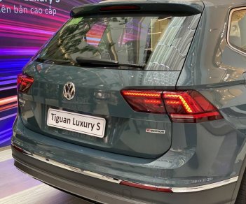 Volkswagen Tiguan 2022 - Bán xe Volkswagen Tiguan Luxury S sản xuất năm 2022, nhập khẩu nguyên chiếc