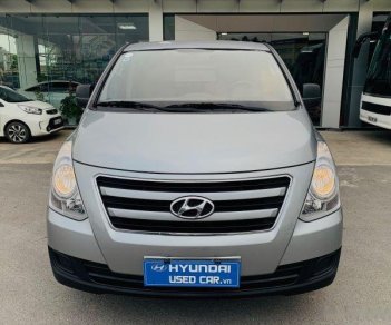 Hyundai Grand Starex 2016 - Xe Hyundai Grand Starex 2.5MT năm 2016, màu bạc 