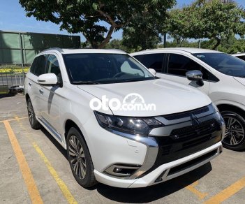 Mitsubishi Outlander 2022 - Bán Mitsubishi Outlander 2.0 CVT năm 2022, màu trắng giá cạnh tranh