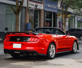 Ford Mustang 2021 - Màu đỏ, xe nhập