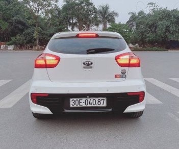 Kia Rio 2015 - Cần bán xe Kia Rio 1.4AT sản xuất năm 2015, màu trắng, nhập khẩu nguyên chiếc