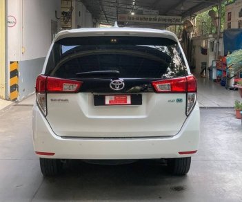 Toyota Innova 2020 - Bán Toyota Innova 2.0V sản xuất 2020, màu trắng