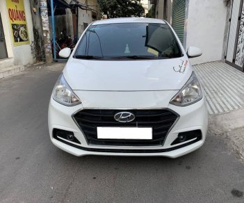 Hyundai Grand i10 2019 - Cần bán xe Hyundai Grand i10 1.2MT sản xuất năm 2019, màu trắng số sàn