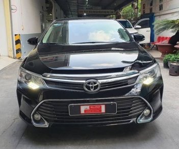 Toyota Camry 2015 - Bán ô tô Toyota Camry sản xuất năm 2015