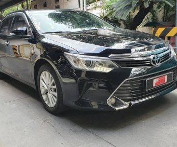 Toyota Camry 2015 - Bán ô tô Toyota Camry sản xuất năm 2015