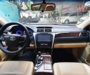 Toyota Camry 2015 - Bán ô tô Toyota Camry sản xuất năm 2015