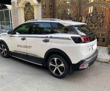 Peugeot 3008 2018 - Bán xe Peugeot 3008 Active, đời 2018, màu trắng, giá 829 triệu