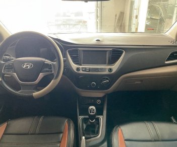 Hyundai Accent 2019 - Cần bán lại xe Hyundai Accent năm sản xuất 2019, màu nâu chính chủ giá cạnh tranh