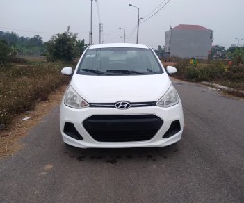 Hyundai Grand i10 2016 - Em cần bán xe Hyundai Grand i10 1.2MT năm sản xuất 2016, màu trắng, nhập khẩu nguyên chiếc, giá cạnh tranh