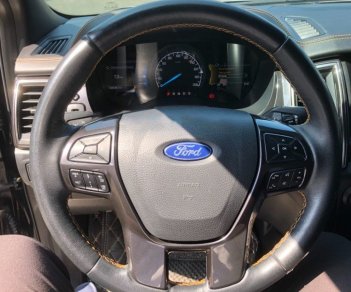 Ford Ranger 2018 - Cần bán xe Ford Ranger 2.0L năm sản xuất 2018, màu đen, nhập khẩu nguyên chiếc  