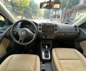 Volkswagen Tiguan 2013 - Bán xe Volkswagen Tiguan năm 2013, màu đen, giá tốt